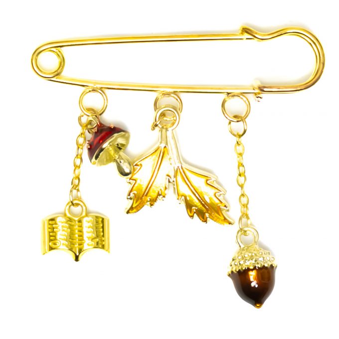 Acorn SnapCharm The Cruel Prince with acorn, mushroom, and autumn leaf charms